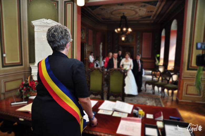 Alárendeltség vagy rugalmasság? A nemi szerepek változása a vezetéknevekre is hatással van 