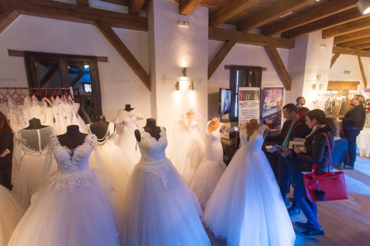 A legújabb esküvői trendeket mutatták be Marosvásárhelyen