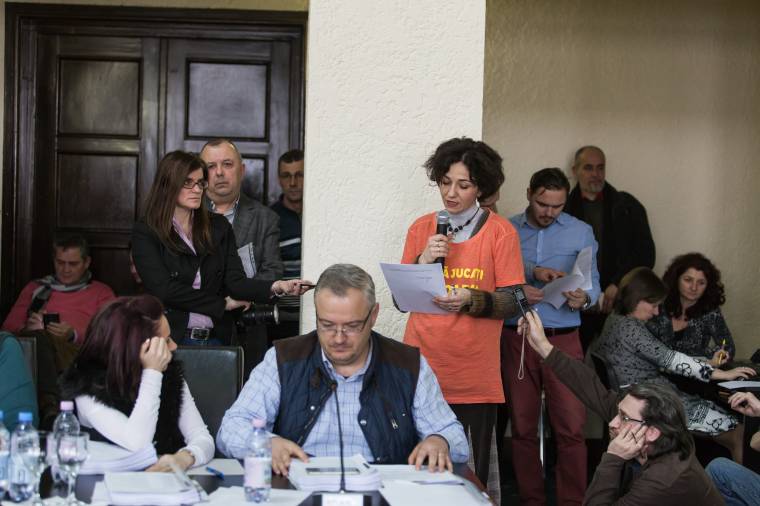 Törvénytelen szavazással „leminősített” jegyző?