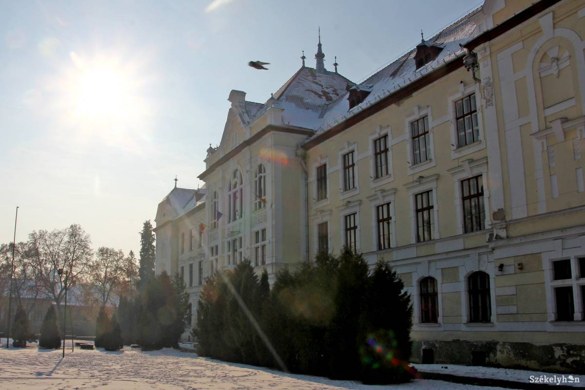 Csak hét diák iratkozna a katolikus iskolába? A főtanfelügyelő szerint igen. Archív •  Fotó: Haáz Vince