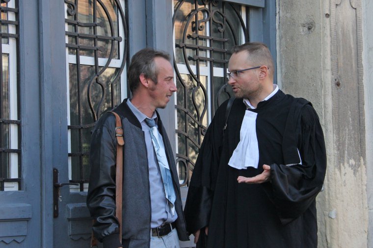 A törvényszék újból a vád tisztázására kérte fel a korrupcióellenes ügyészséget