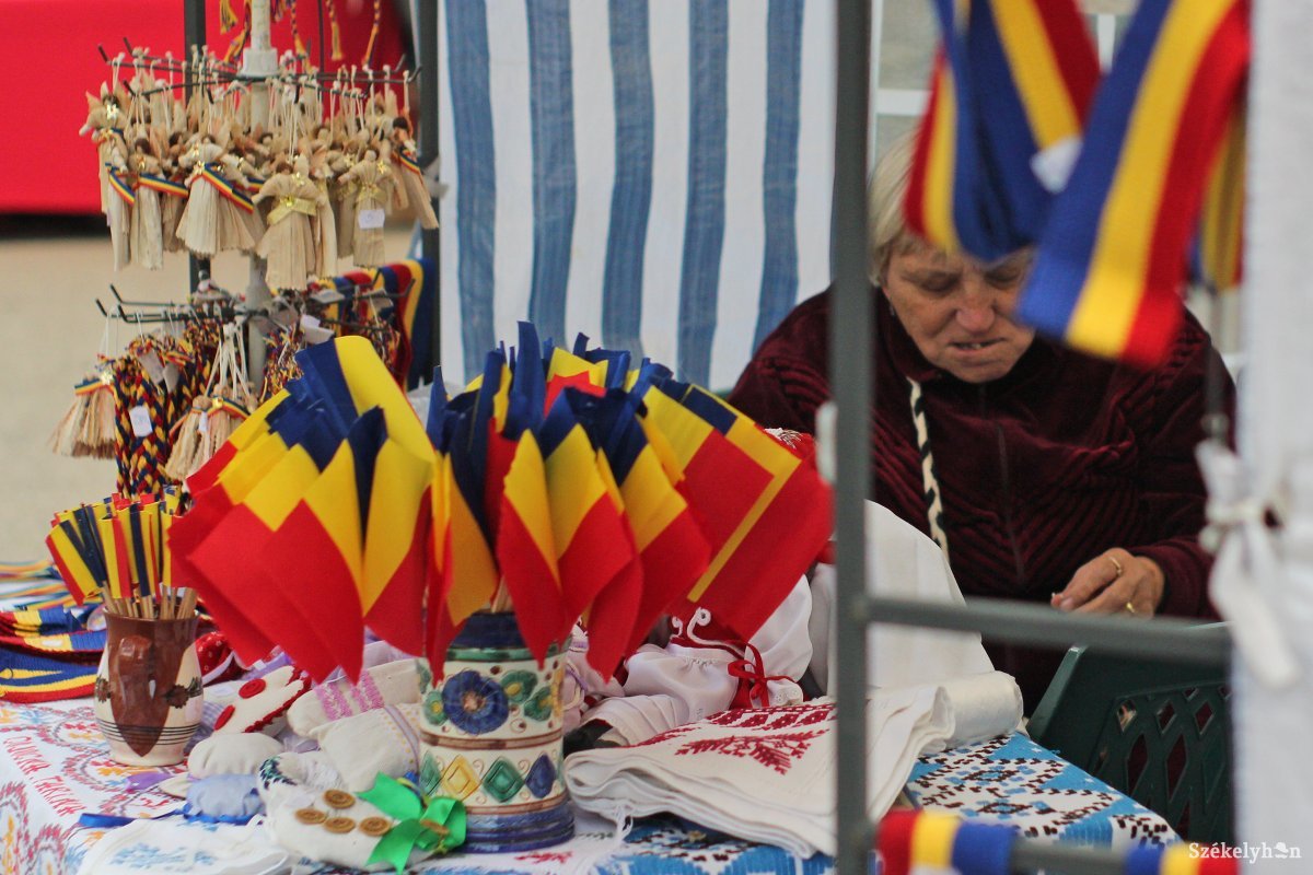 Térfoglalás. A pénteken kezdődő bornapok szépséghibája, hogy a művészi programja teljesen egyoldalúra sikeredett &bullet;  Fotó: Haáz Vince