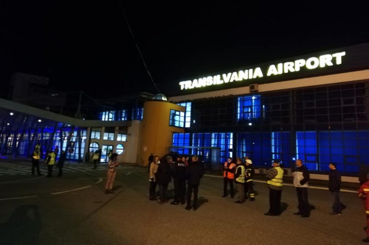 Katasztrófaelhárítási gyakorlatot tartottak a marosvásárhelyi repülőtéren