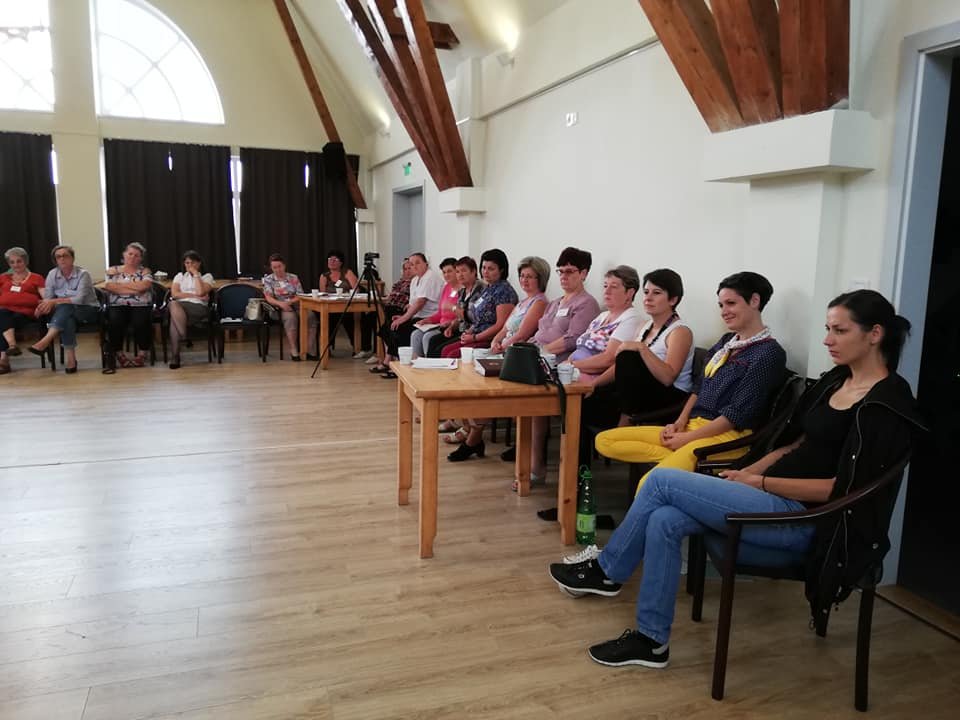 A családon belüli erőszak típusairól tanultak a képzés résztvevői • Fotó: Antal Erika