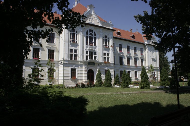 Indul ősztől katolikus iskola Vásárhelyen, vagy mégsem?