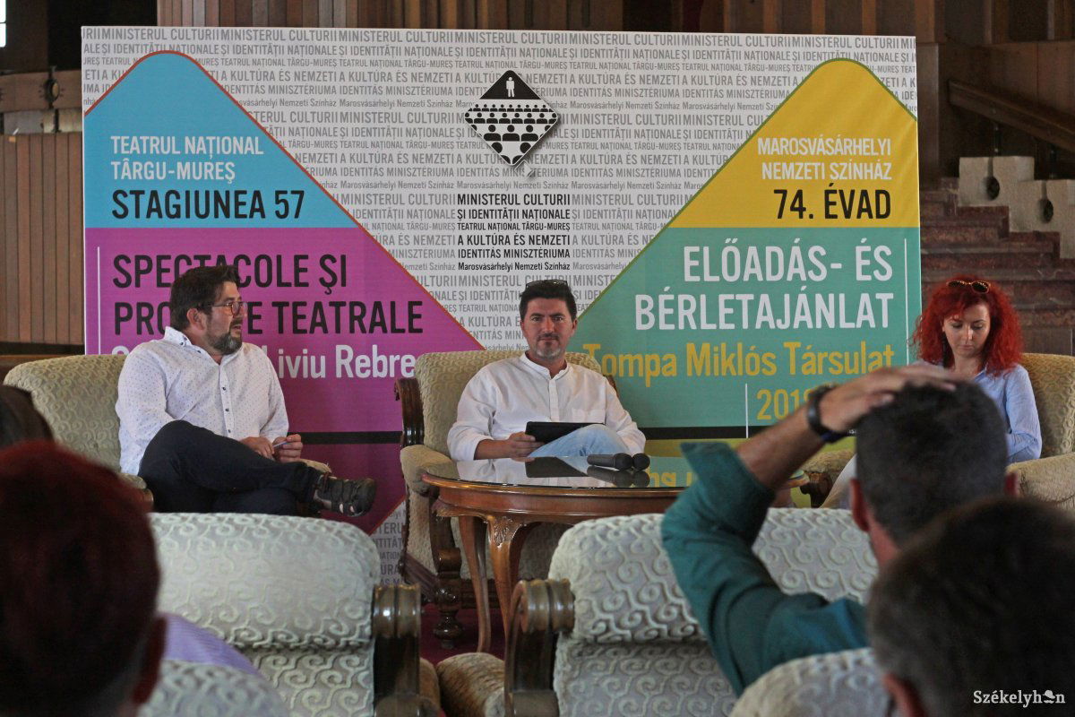 Gáspárik Attila, Keresztes Attila és Kölcze Kata ismertette az új évad terveit &bullet;  Fotó: Haáz Vince