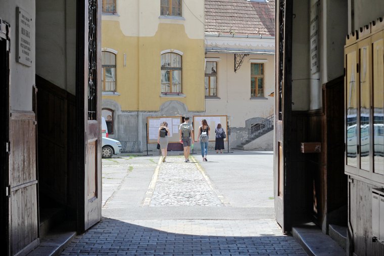 Több szempontot is figyelembe kellene venni az iskolák rangsorolásánál az igazgatók szerint