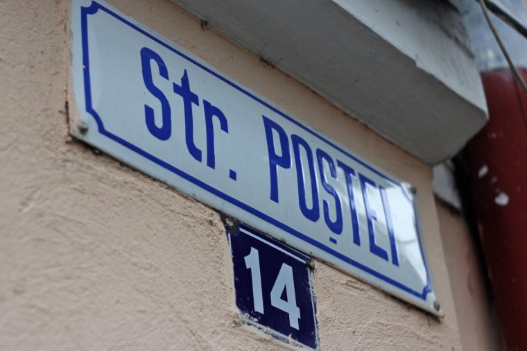 „Ajándék” a magyarellenes exprefektustól: bíróságon támadta meg a utcanévadást