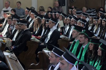 Miközben a romániai orvosok külföldre mennek, egyre több a külföldi hallgató a romániai orvosi egyetemeken