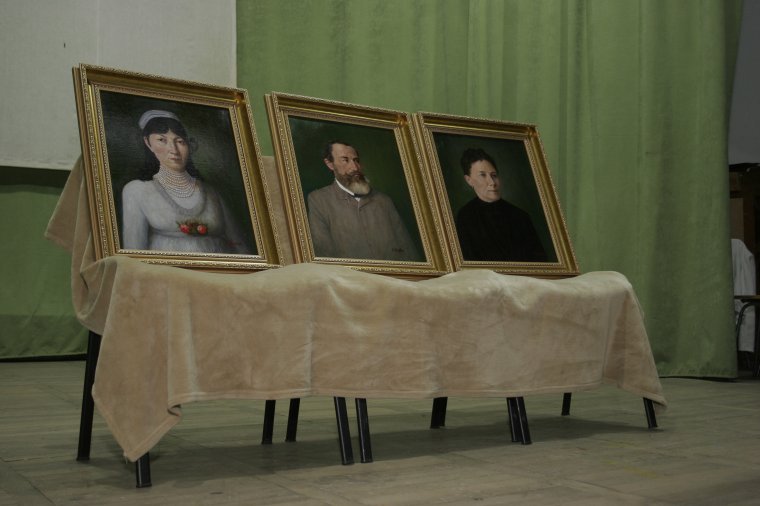 Új festményekkel gyarapodott a Bolyaiak arcképcsarnoka