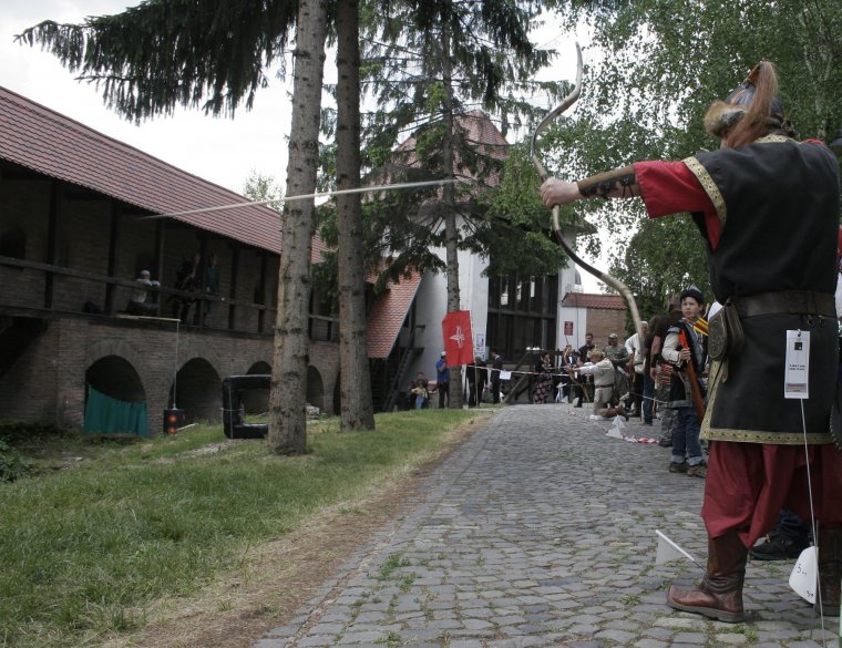 Ki kivel háborúzik Marosvásárhelyen?