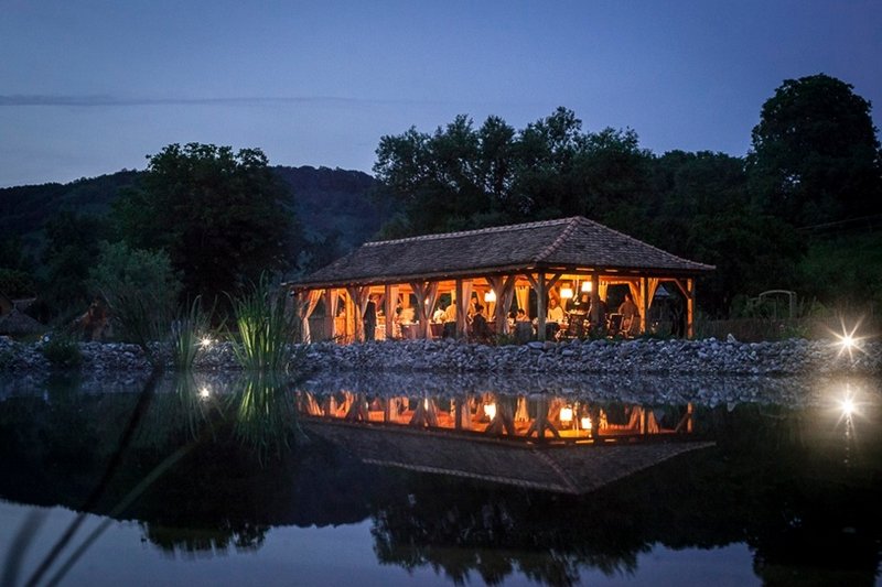 &bullet;  Fotó: discover-transilvania.com