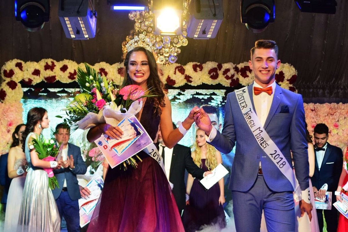 A szépségverseny nyertes párosa &bullet;  Fotó: Marosvásárhelyi városháza/Facebook