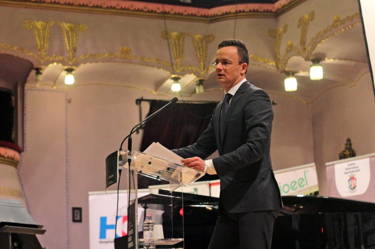 Szijjártó Péter: Magyarország megvédi a kárpátaljai magyarokat