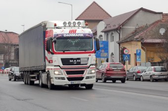 Az útadómatrica fokozatos drágítását tervezi a közlekedési minisztérium