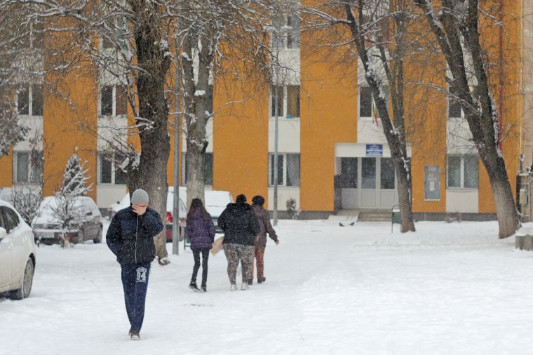 Életveszélybe kerülhetnek az utcára visszatérő hajléktalanok
