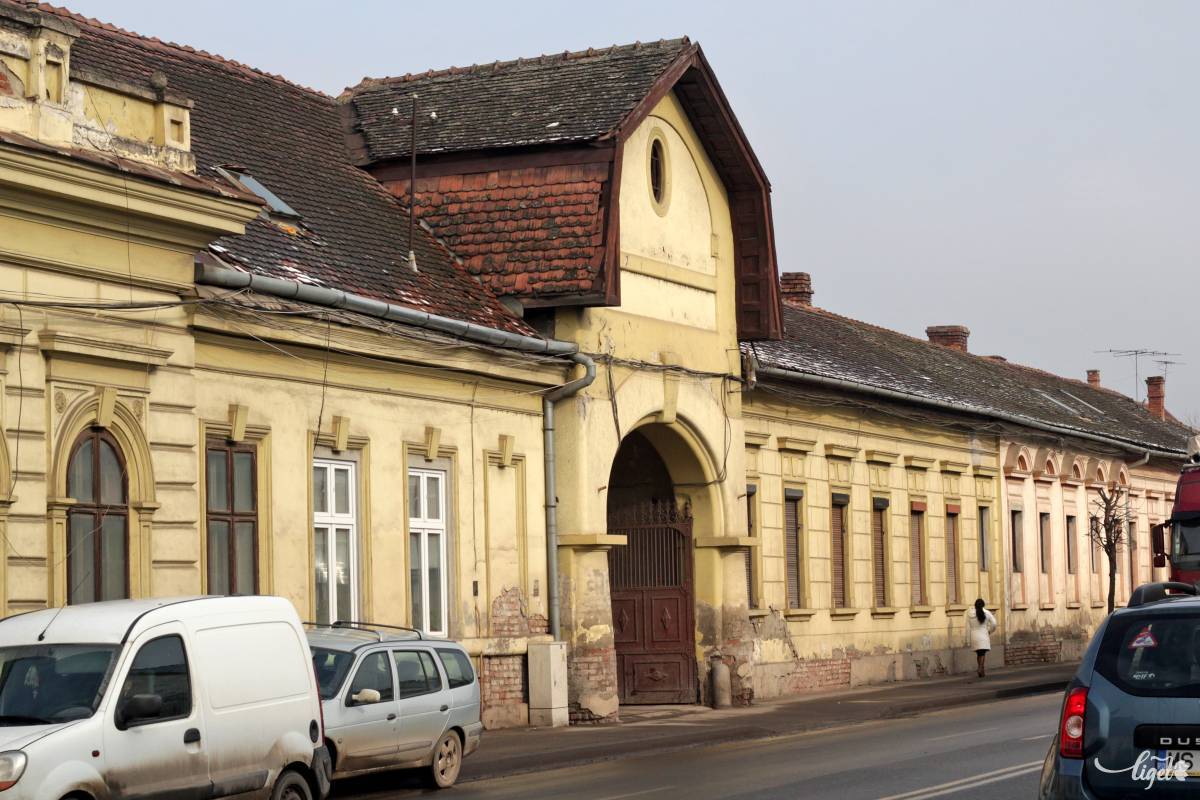 Az egykori sörgyár már nem létezik, emlékét csak ez a ház őrzi, amelyben valamikor a gyár tisztviselői laktak •  Fotó: Haáz Vince