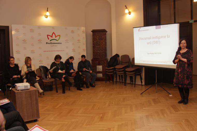 Megfékeznék a gyűlöletbeszéd terjedését