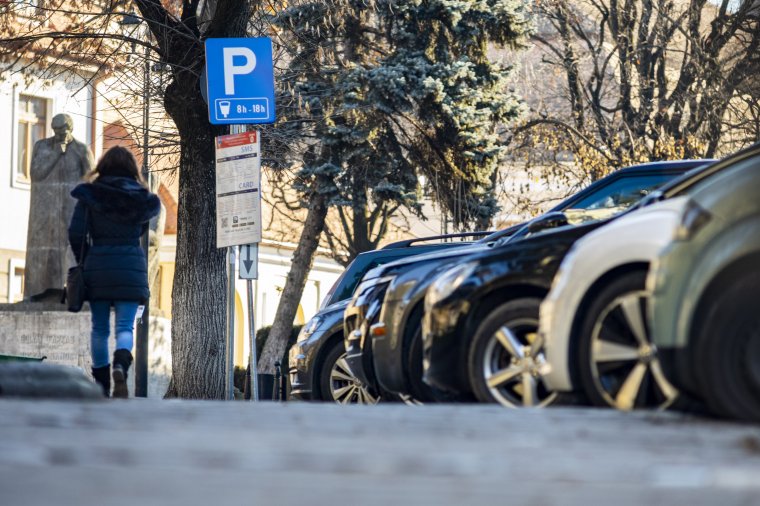 Drágul a parkolás az új évtől Marosvásárhelyen