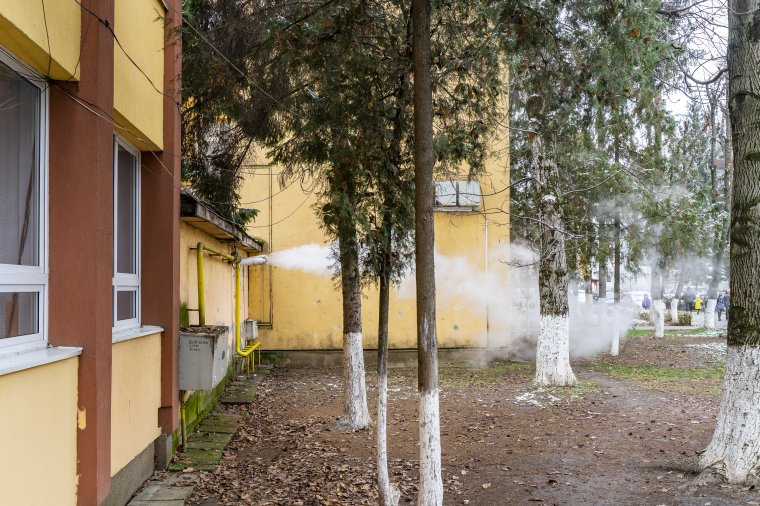 Két iskola, ahol a szokásosnál is jobban várták a tanulók, hogy hazamehessenek