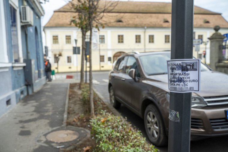 Amíg vannak becsapható emberek, addig varrógépes csalók is lesznek