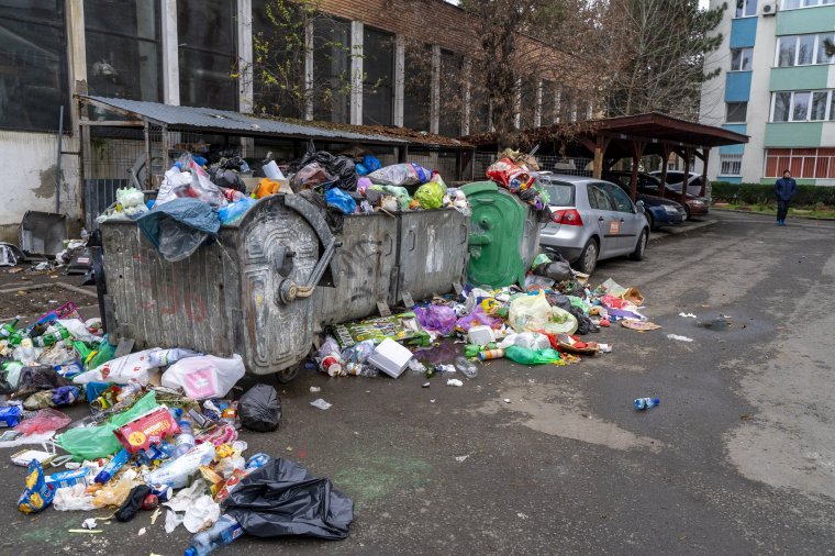 Van esély arra, hogy tíz nap alatt megoldódjon a szemételszállítás ügye