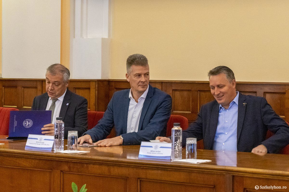 Balról jobbra: Leonard Azamfirei, Dirk Arnold és Mihai Aniței •  Fotó: Haáz Vince