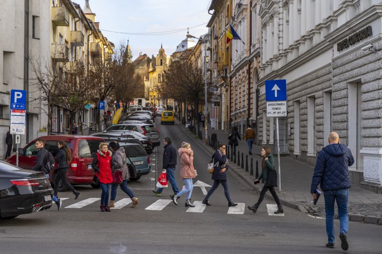 Nagy szükség lenne egy sétálóutcára, a helyszín is adott hozzá