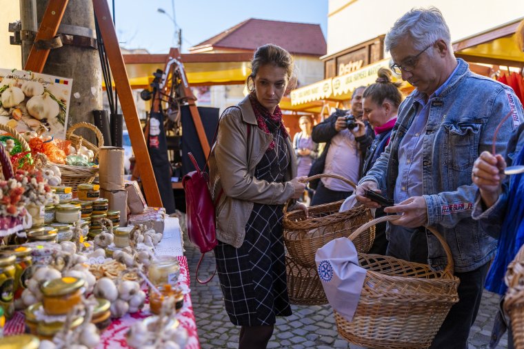 Vászonszatyrokkal az élhető bolygóért