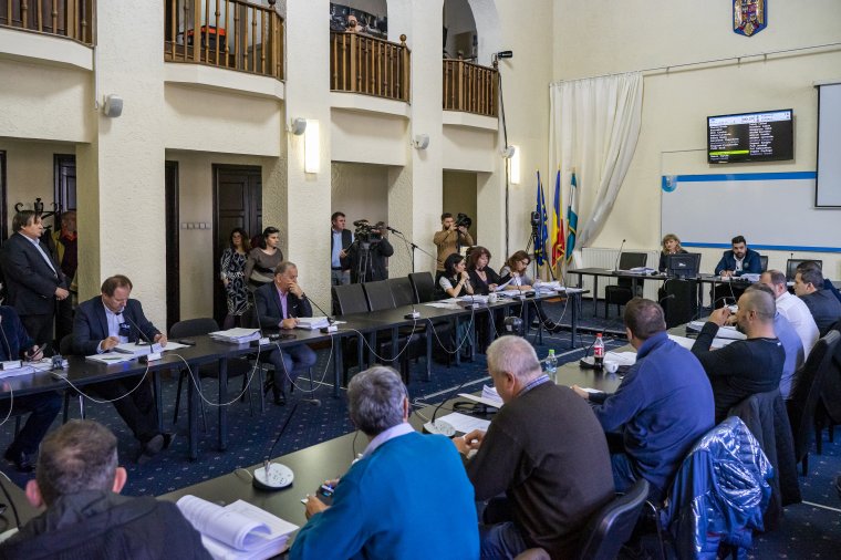 Kérdőre vonták a szakigazgatót, megszavazták a kazánokra a pénzt