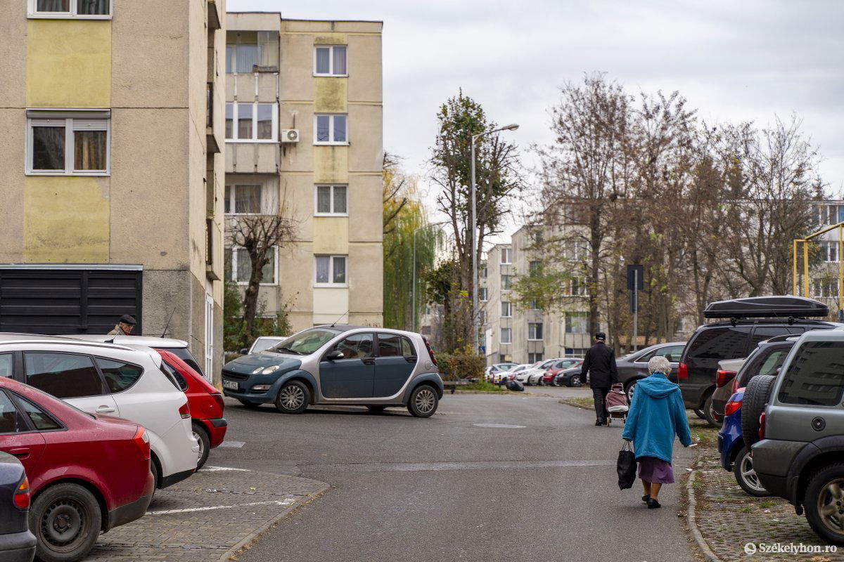 Most semmi sem fontosabb az otthon maradásnál és a szociális távolságtartásnál. Képünk illusztráció •  Fotó: Haáz Vince
