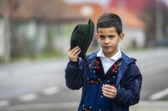Fölszállott a páva: az első középdöntőben lép fel Szász Csanád László