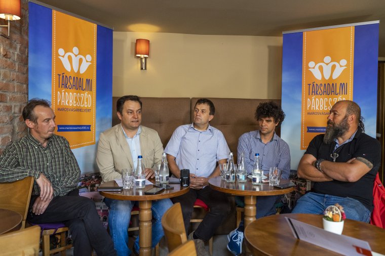 Volt politikai ellenfelei segítségével méri fel a vásárhelyiek véleményét az RMDSZ