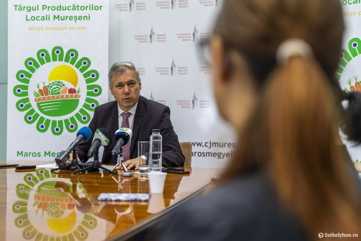 Péter Ferenc: ha jól sikerül, jövőben is megszervezzük az őszi vásárt •  Fotó: Haáz Vince