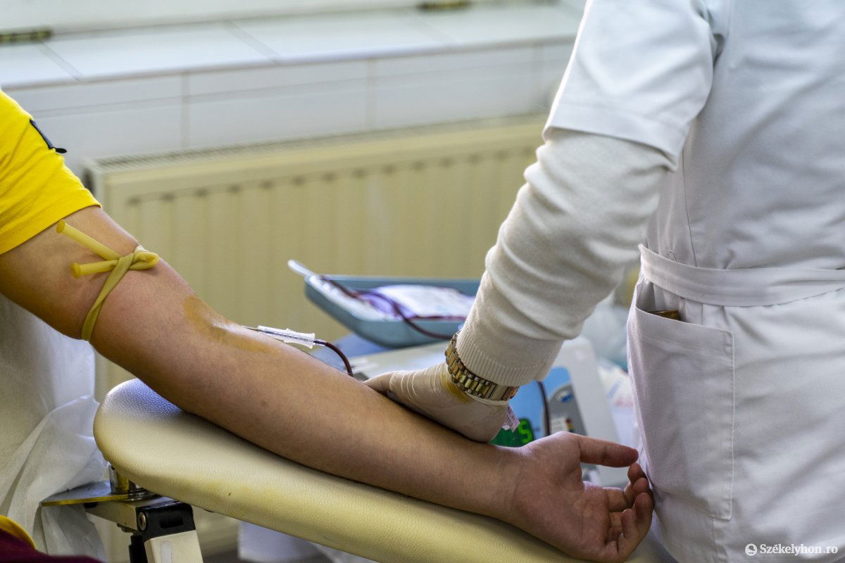 Veszik az adást? A laboratóriumi vizsgálatok fedezése csak egy „morzsa” a költségvetésben, ám kérdéses, lesznek-e megfelelő jelentkezők •  Fotó: Haáz Vince