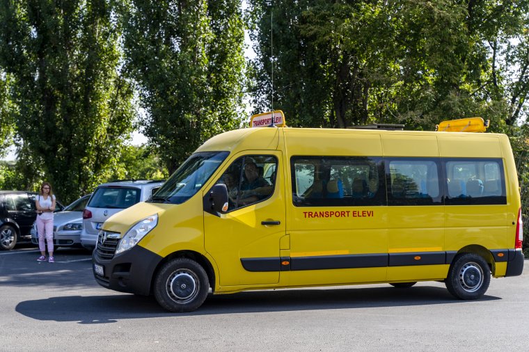 Továbbra is megoldatlan a tanulók ingáztatása, megoldást sürgetnek a diákszervezetek