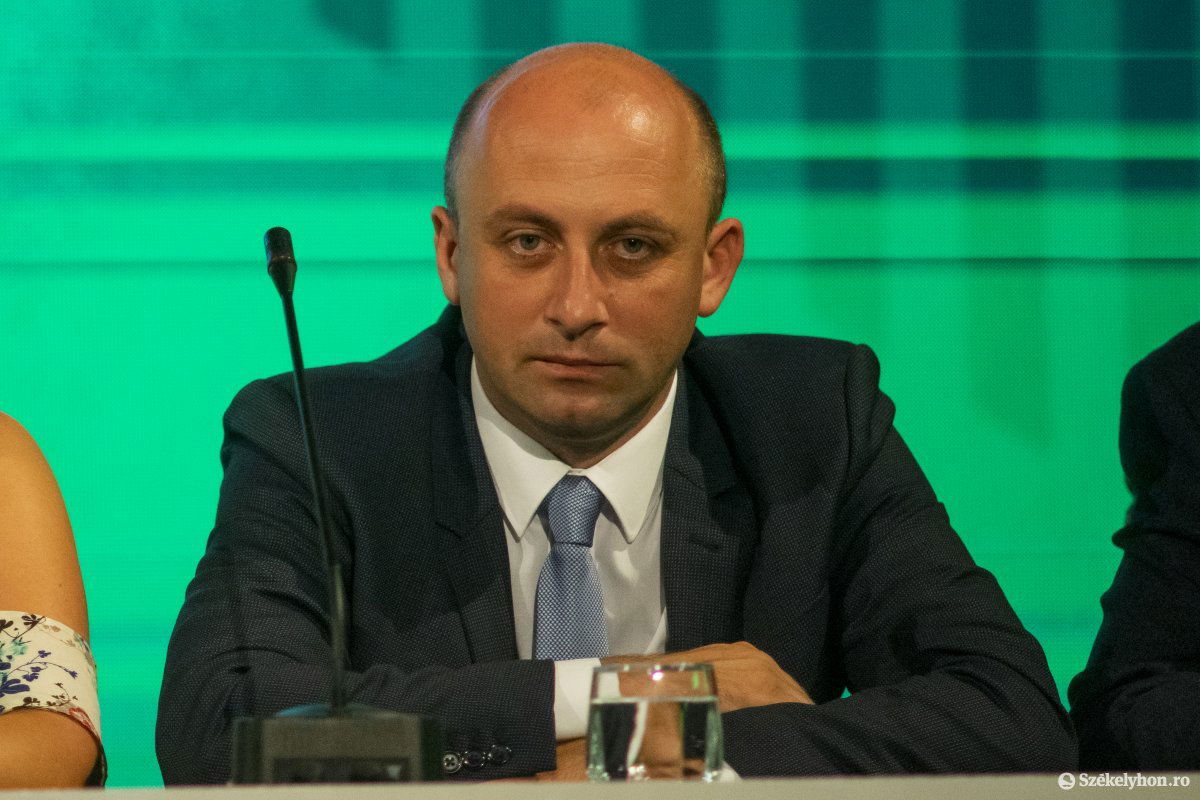 Tóth Sándor nyárádszeredai polgármester: a települést fejleszteni kell, erre odafigyelünk •  Fotó: Haáz Vince