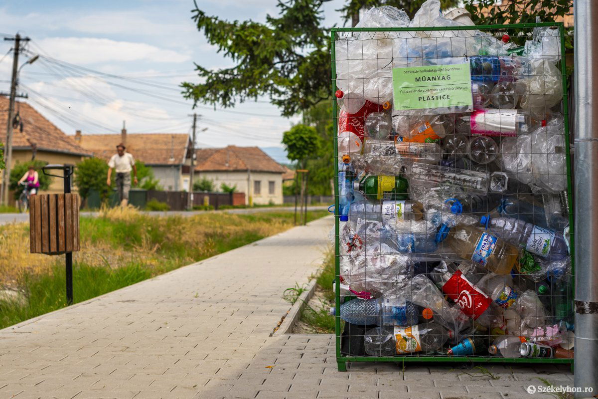 A tejes palackok nem moshatók, ezért nem szabad a vizesekkel egy helyre dobni. Ez csak egy a sok jövőbeni szigorítás közül. Képünk illusztráció •  Fotó: Haáz Vince