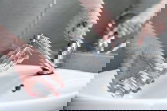 Világnapi mérleg: nincs tiszta ivóvize a világ lakosai 26 százalékának, 46 százalékának nincs hozzáférése illemhelyhez