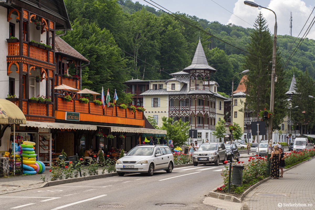 A számok is azt mutatják, hogy a turisták szeretik a Maros megyei fürdővárost •  Fotó: Haáz Vince
