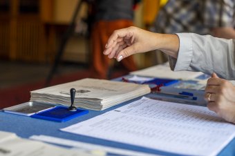 A megszokott helyeken szavazhatnak a gyergyószentmiklósiak