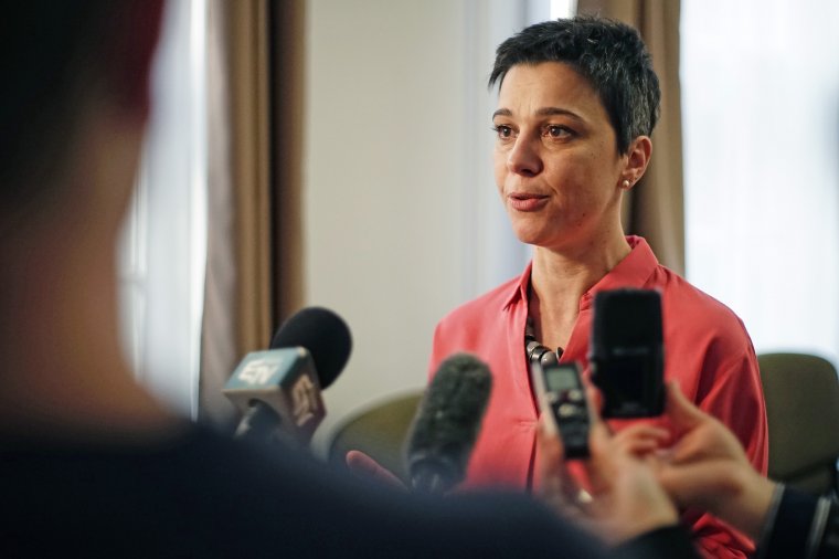 Csép Andrea képviselő nem fellebbez a fia által ellene megnyert perben