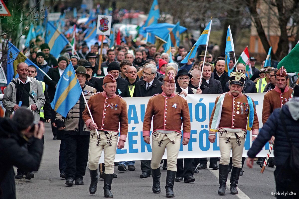 Kulcsár-Terza szerint ha a folyamatot hamarabb elkezdte volna a magyar érdekképviselet, talán már előbb tartanánk. Képünk illusztráció •  Fotó: Haáz Vince