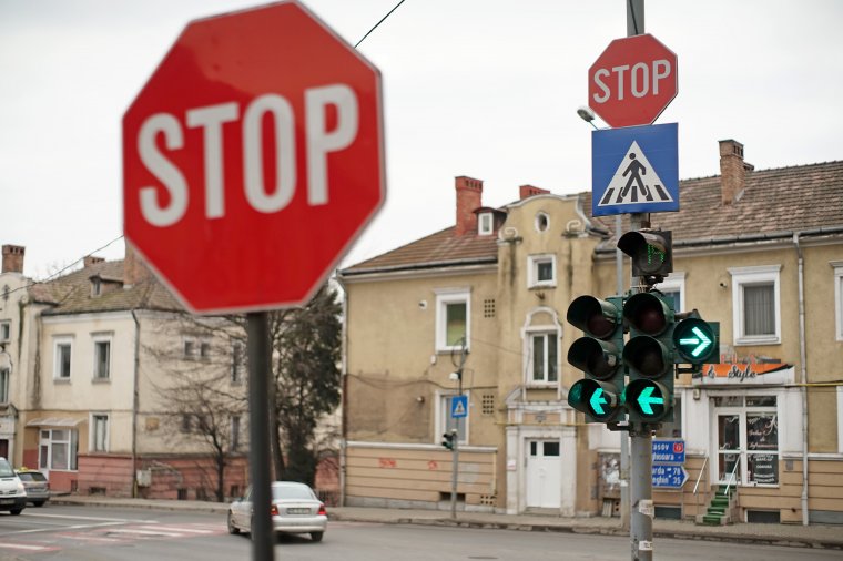 Forgalmas útkereszteződésben eszközöltek módosítást