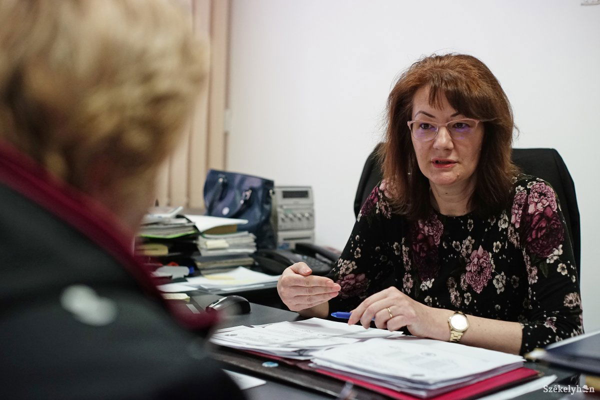 A Maros Megyei Személynyilvántartási igazgatóság vezetője, Codruța Sava •  Fotó: Haáz Vince