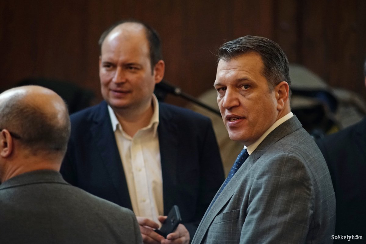Cosmin Teodoru igazgató (jobbról) •  Fotó: Haáz Vince