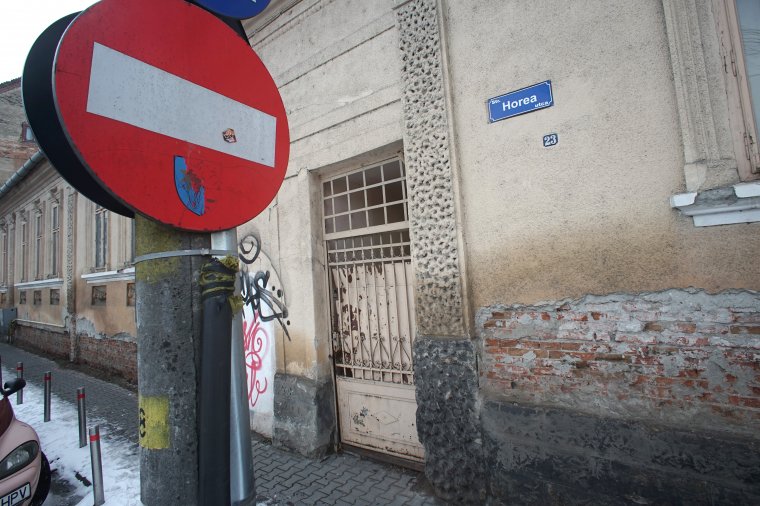 Megvásárolnák és részben lebontanák az iskolát