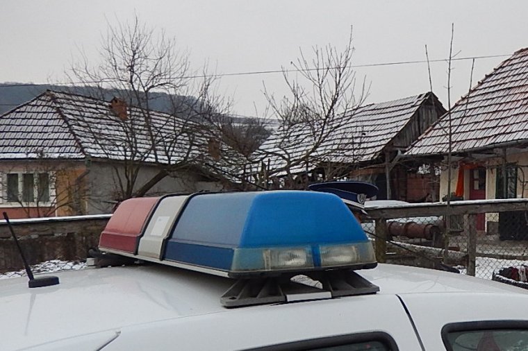 Az aranygyűrűt is le akarták tépni az idős asszony ujjáról