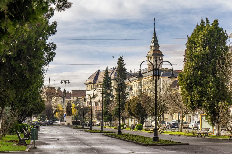 Újabb szigorítások lépnek életbe a hétvégén Marosvásárhelyen is