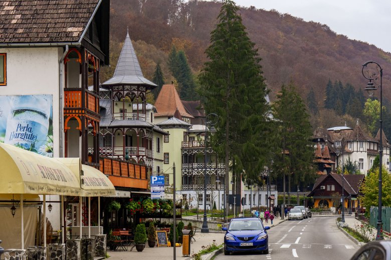 Autóbuszt vásárolnak, pályaudvart építenek Szovátán